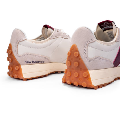 New Balance 327 Retro Sneakers