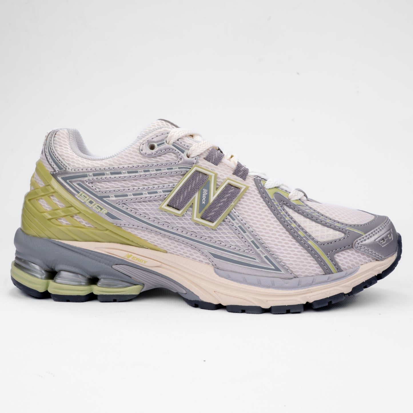 New Balance 1906R Silver Metallic Sneakers
