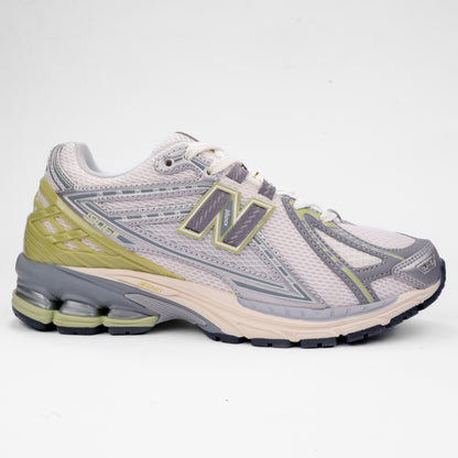 New Balance 1906R Silver Metallic Sneakers