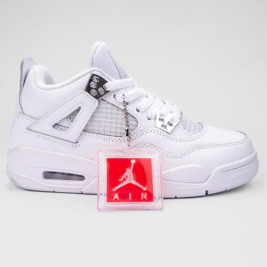 Air Jordan 4 Retro Classic Sneakers