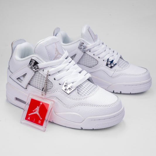 Air Jordan 4 Retro Classic Sneakers
