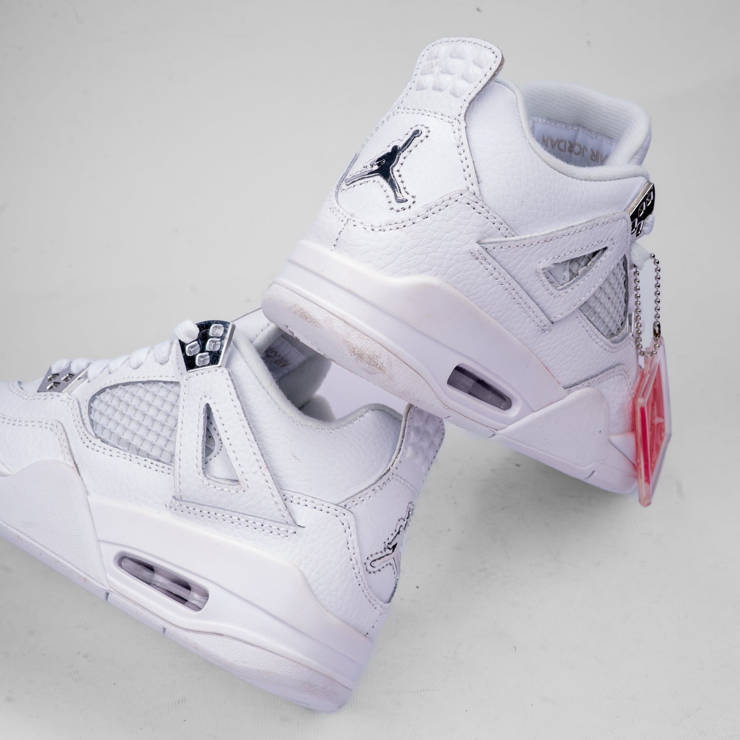 Air Jordan 4 Retro Classic Sneakers
