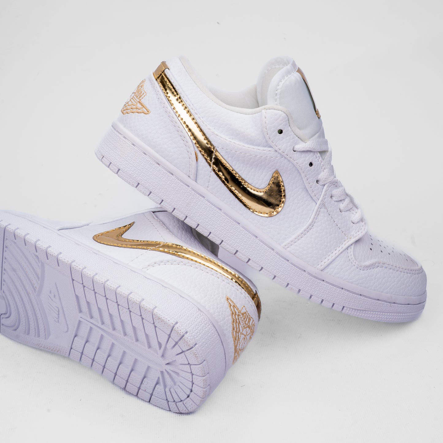Air Jordan 1 Low Classic Sneakers