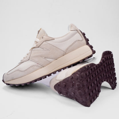 New Balance 327 Retro Sneakers